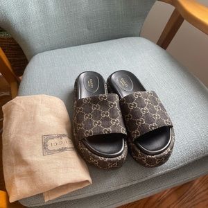 gucci shoes EU 39